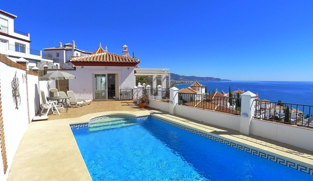 3 Bedrooms | Villa Ladera | CG R999 in Torrox Costa