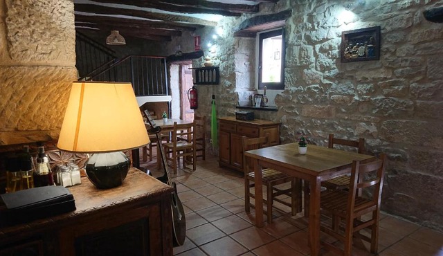 Albergue Sansol - El oasis del camino francés - Exclusivo para peregrinos in Sansol