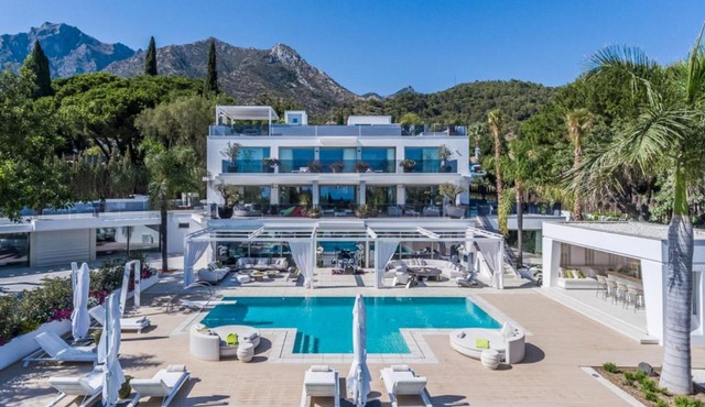 All About Villa Serenity in Marbella