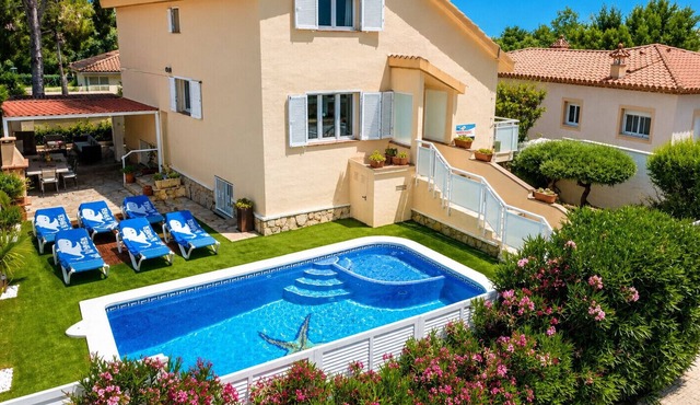 AMELIE Villa piscina privada, BBQ y Wifi gratis in Miami Playa