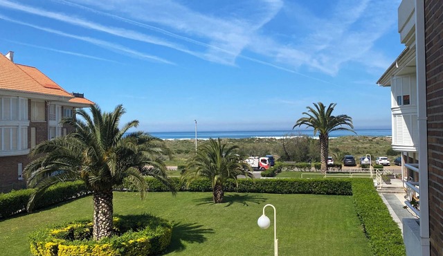 Apartamento con vistas al Mar playa Berria-Santoña in Santoña