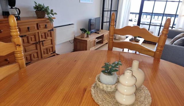 Apartamento acogedor con terraza y piscina a 50m de la playa - HISP-236-123 in Torroella de Montgrí