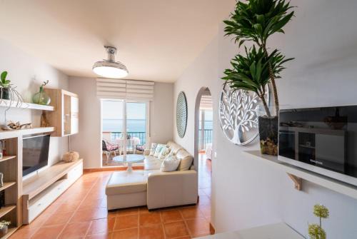 Apartamento junto al mar en costa tropical y Alpujarras granadinas in Melicena