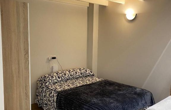 Apartamento Pinar de Chamartin / Aeropuerto Adolfo Suarez in Madrid