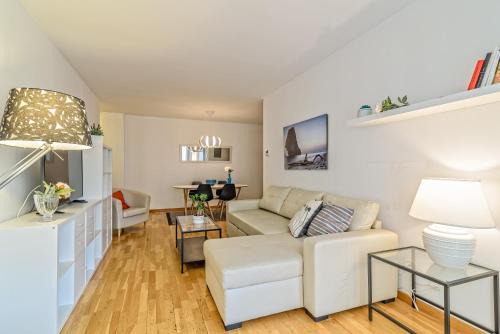 Apartamento&piscina cerca de Barcelona in Ripollet