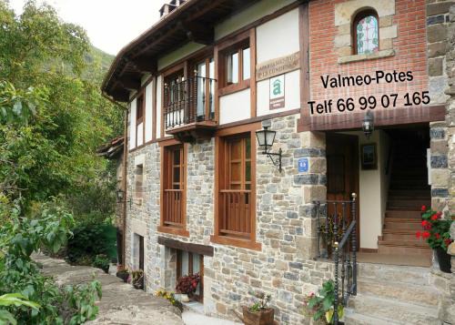 Apartamentos La Condesa in Valmeo