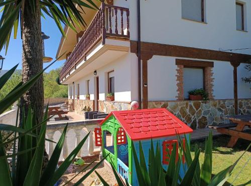 Apartamentos la Escuela en Cantabria in Villegar