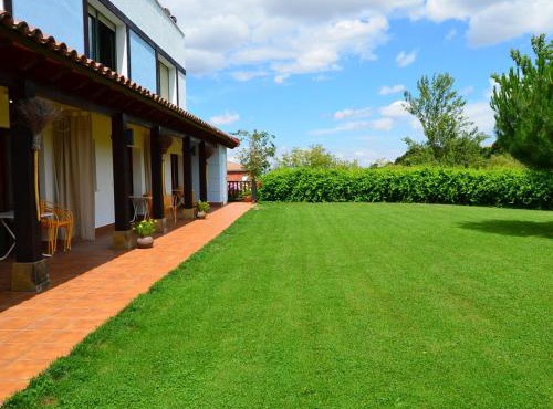 Apartamentos La Peinada in Villarejo