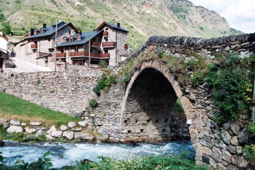 Apartamentos Les Picardes in Espot