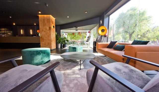 Aparthotel Atenea Valles in Granollers