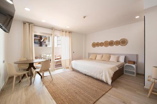 Aparthotel Centric in Castelldefels