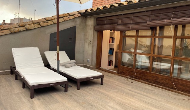 Apartment with two magnificent terraces for 2-3 people in Santa Coloma de Farners