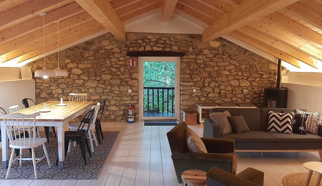 APARTMENT, 6 guests in ARMAÑÓN NATURAL PARK. in Trucios-Turtzioz