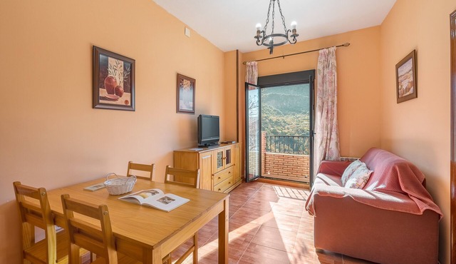 Apartment 'Apartamento De 1 A 2 Personas' with Balcony and Wi-Fi in Güejar Sierra