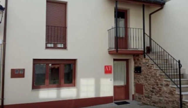 Apartment 'Arriba' with Shared Terrace, Balcony and Wi-Fi in Afonsagrada