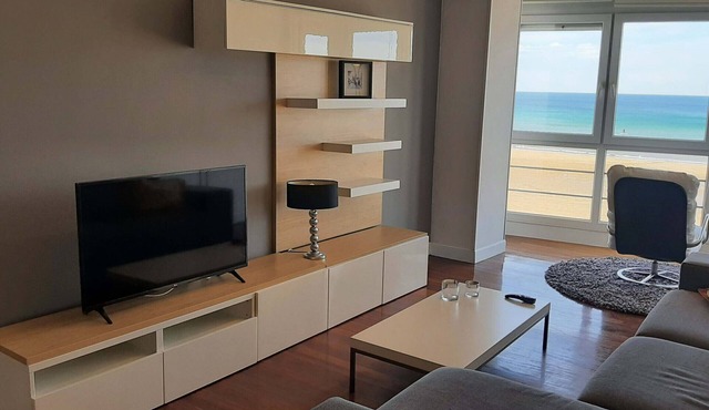 Apartment Bañeru 3 - Fisrt line beach, city centre accommodation by Egona in Zarautz