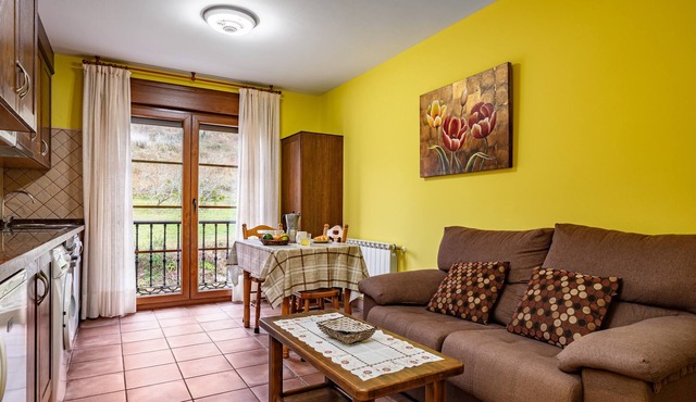 Apartment 'La Viña 7' – Perfect for Couples' Getaways in Corao