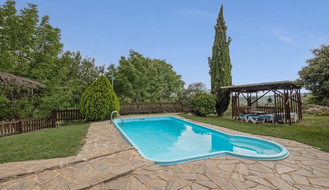 Apartment 'Les Cases' with Mountain View, Private Pool and Wi-Fi in Sagas