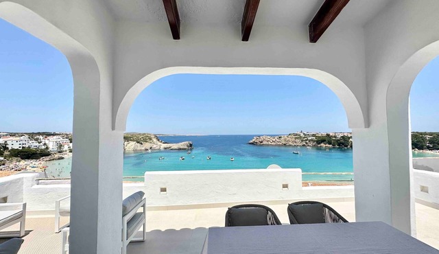 Apartment 'Poblado Marinero' with Balcony, Wi-Fi and Air Conditioning in Arenal d'en Castell
