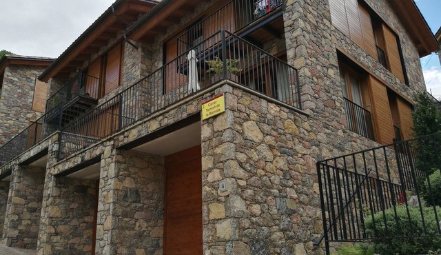 Apartment Torrent de la Barruda - Vilallonga de Ter - Pyrenees in VILALLONGA DE TER