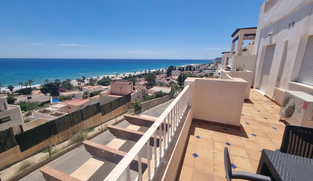 Apartment with spectacular views only 150m from the Beach with WIFI and parking in mojacar