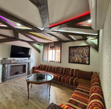 Appartement Chic 2 Chambres & Salon Traditionnel