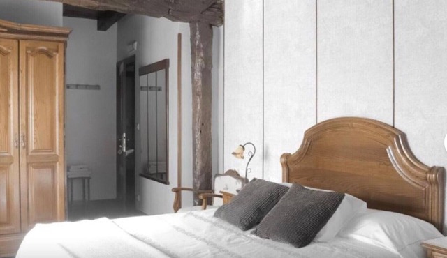'Arbil' Studio with Mountain Views, Private Garden and Wi-Fi in Deba