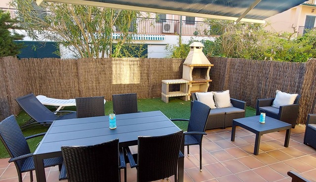 Attached House in Spain,Villa Mas Pinell 7 in Torroella de Montgrí