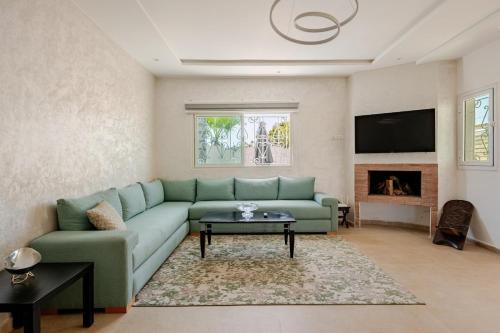 B26 - Bungalow avec piscine à 200 m de la plage