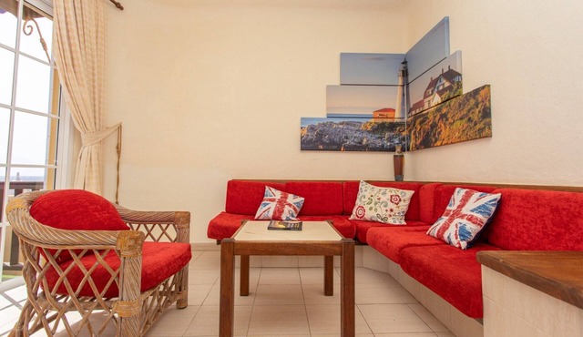 Beachfront House in Playa del Águila with Pool in San Bartolomé de Tirajana