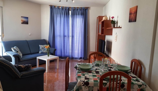 Beach apartment with mountain views in Castell de Ferro (Granada)