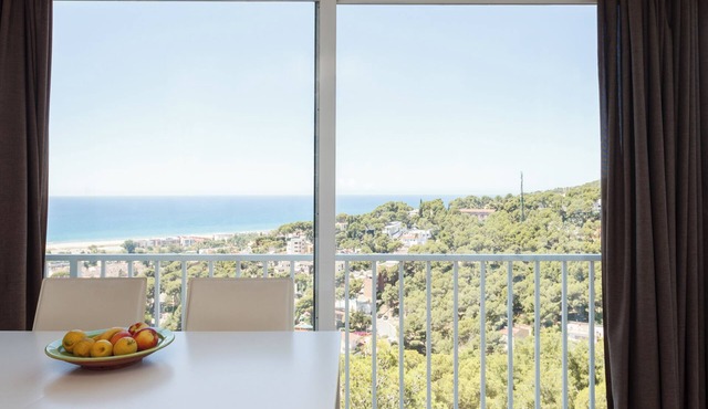 Beautiful apartment with fantastic sea views in Castelldefels