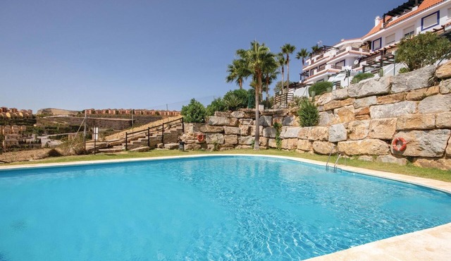 Beautiful apartment in La Duquesa in La Duquesa