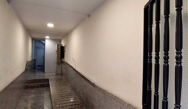 Bravaholidays-831-fabra. Muy Céntrico, Moderno y Bien Equipado. Aire y Wifi in Santa Coloma de Gramenet