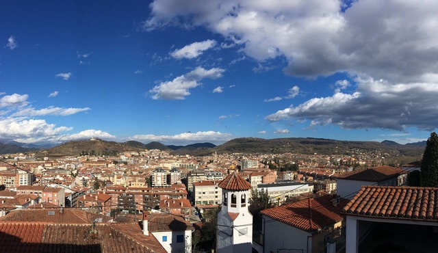 Can Costa apartment in Olot