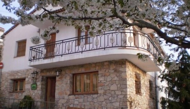Casa Castellanos for 6 people in Huélamo