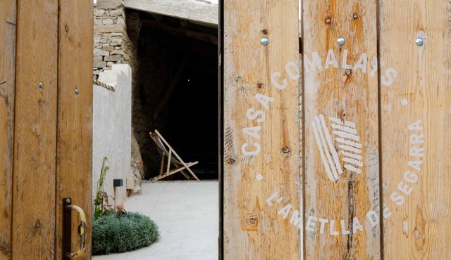 Casa Comalats Enoturisme in Ametlla