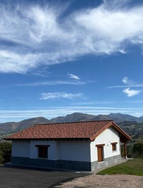 Casa de Aldea EL AVELLANU in Bierces
