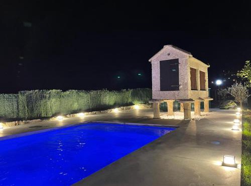 Casa Eudosia, Tenorio in Barro