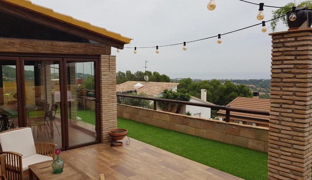 Casa Hecmar in Roda de Bará