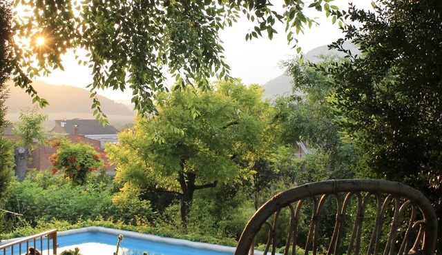 Casa la Vall A house surrounded by nature in Ibars de Noguera