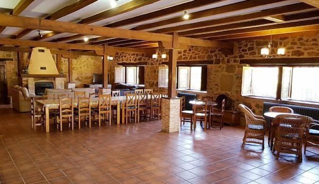 Casa Rural Colmenarejo for 16 people in Cuacos de Yuste
