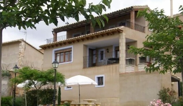 Casa Sanz for 4 people in Colungo