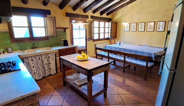 Casa Seperan - 3 bedroom villa among vineyards with private pool in Barcelona