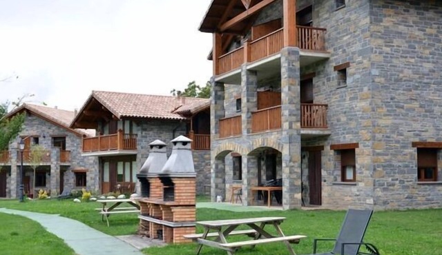 Casas rurales La Ribera for 8 people in Puértolas