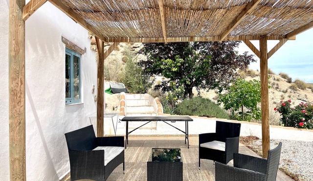 Cave house Yara with pool and facilities for PRM in Cúllar