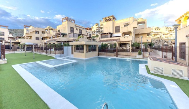 Collados Experience Piscina y Parking in Águilas
