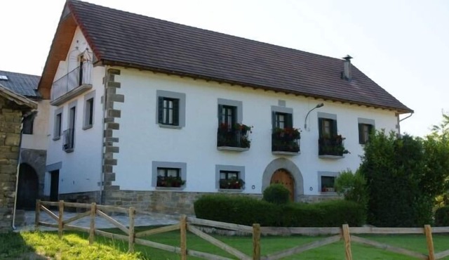 COMPLETE APARTMENT in Sarriés