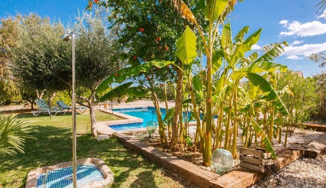 Cortijo de Don Víctor Vera by Ruralidays in Almería