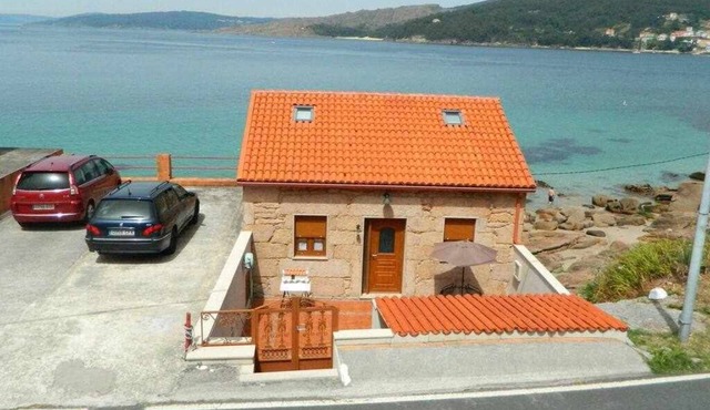 Cottage with terrace in O Pindo in Carnota